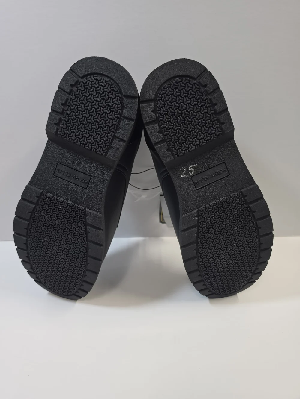 Perry Ellis Portfolio Men’s Slip Resistant Work Shoes Black Size 12 Wide NWT